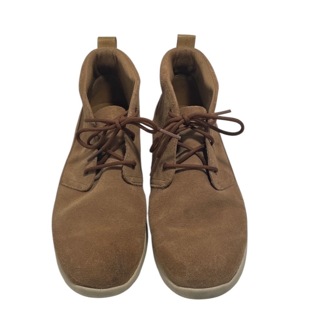 UGG Canoe Youth 6 (Women’s Size 7.5-8) 38 EU US Chestnut Suede Lightweight Boots